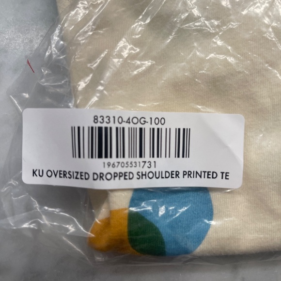 Brand new in package Hanna Andersson printed tee - Picture 3 of 3